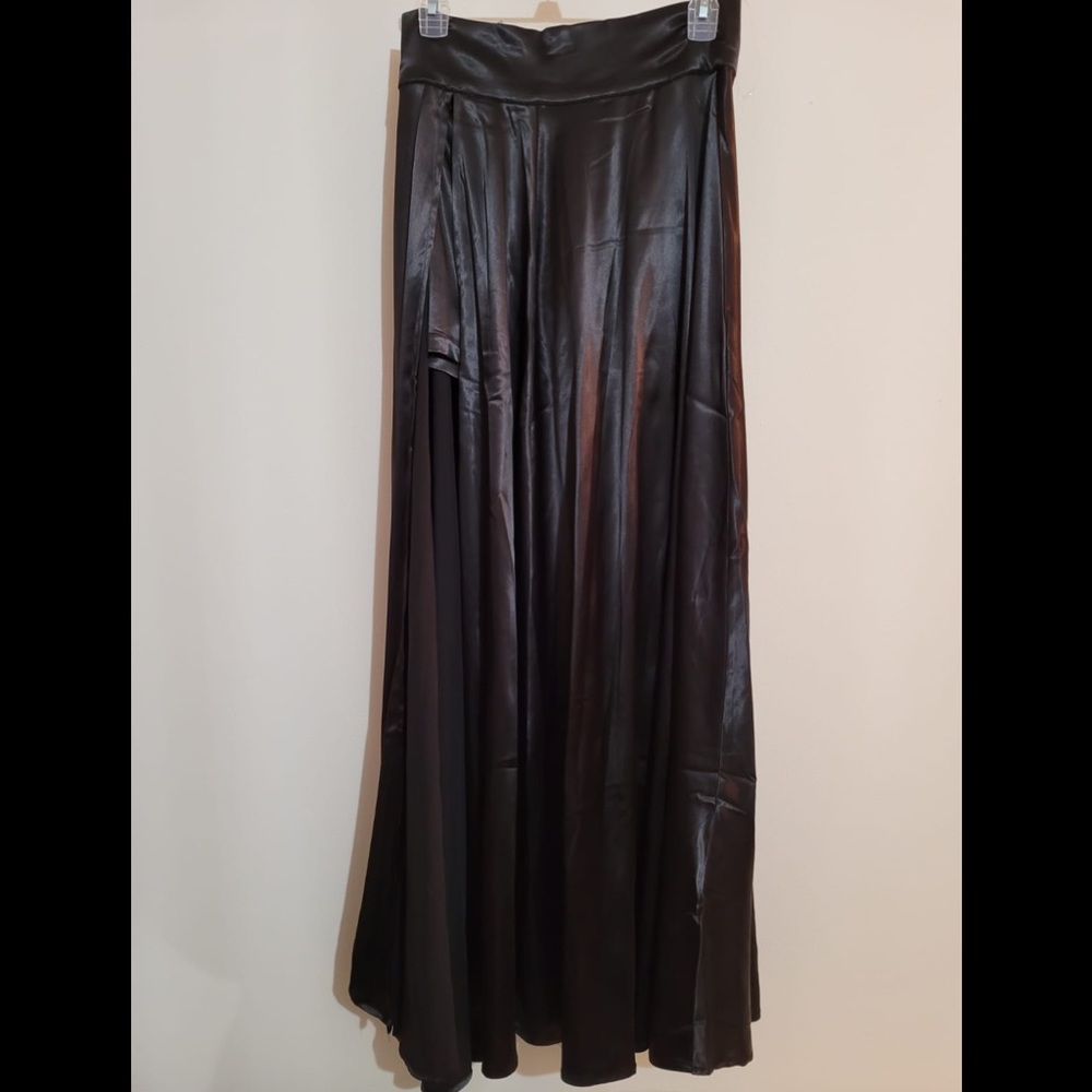 Akira Black Satin High Slit Skirt 🖤 - Picture 7 of 8